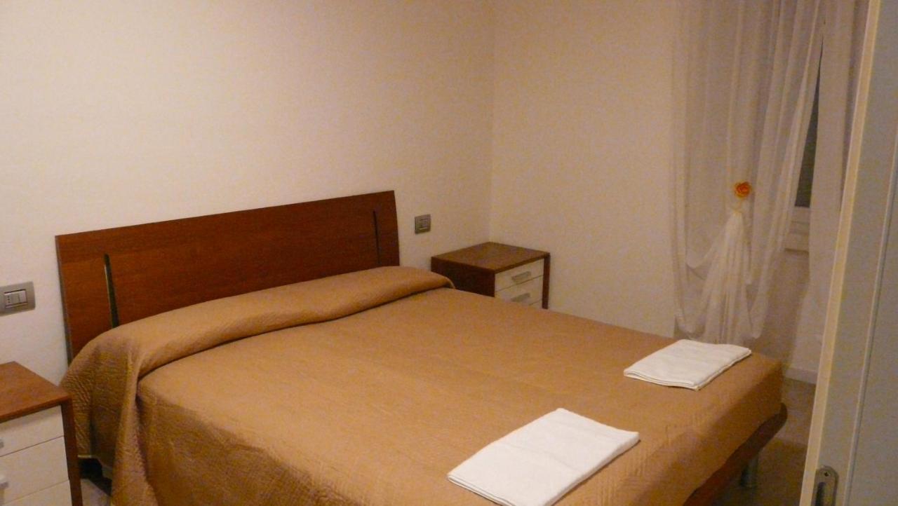 Cinzia Dolomiti Del Brenta Apartman Tassullo Kültér fotó